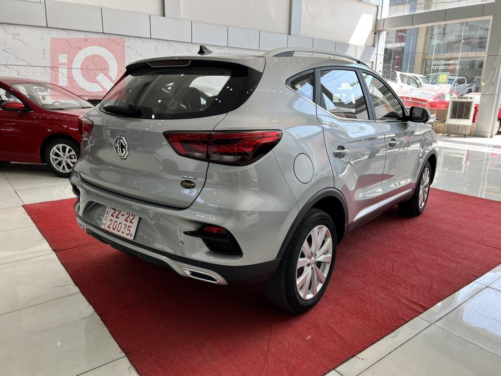 ام جي ZS